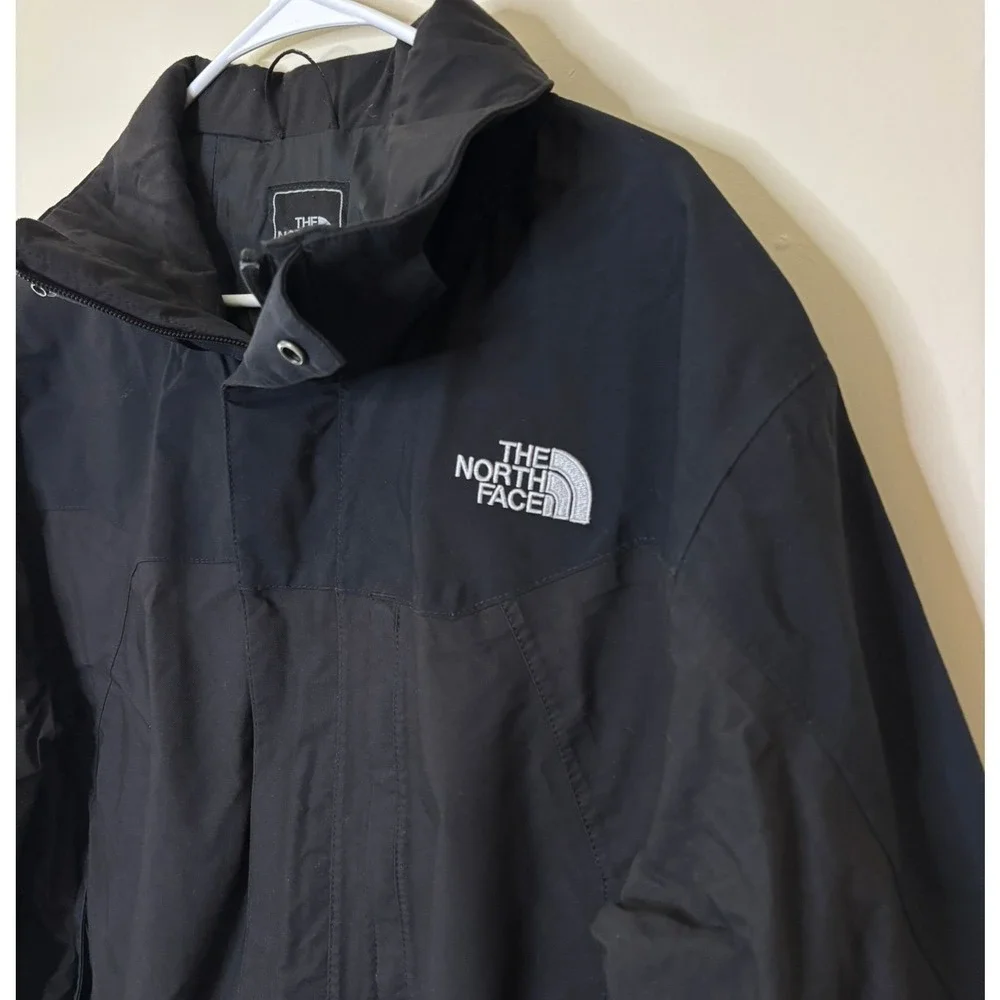 The North Face HyVent Black Waterproof Hooded Rain Jacket Mens XL Skier Shell